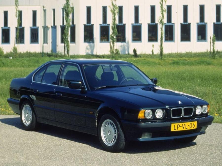  BMW 5-Series Sedan 1987 года  (фото 3 из 10)